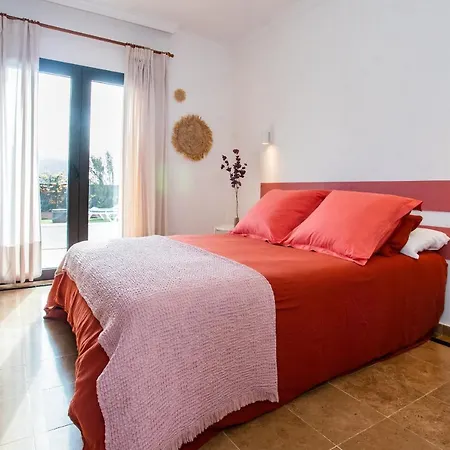 Villa Pura Vida House, Super Wifi, Winter Heated Pool