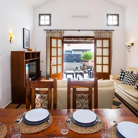 Pura Vida House, Super Wifi, Winter Heated Pool