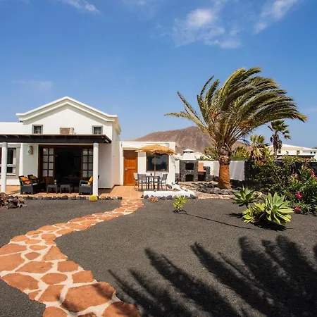 Pura Vida House, Super Wifi, Winter Heated Pool فيلة